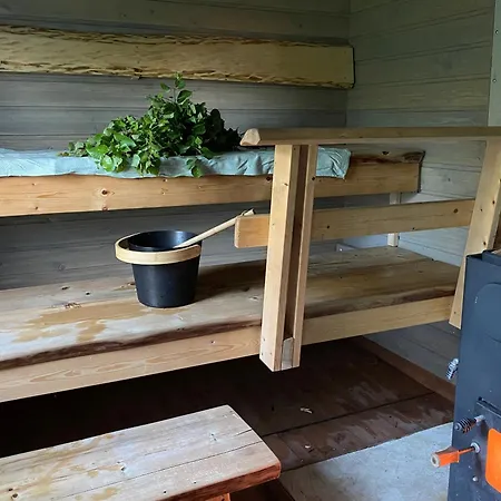 Pihlaja-ahon Alpakkalomat Apartmán Juva